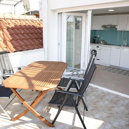 Holiday Home Yan With Bay View Водице Экстерьер фото