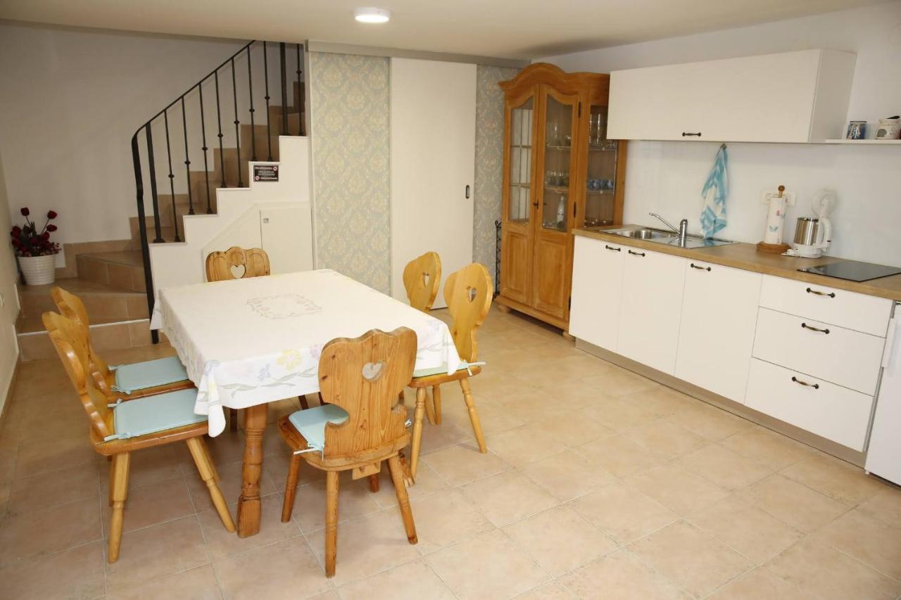 Holiday Home Yan With Bay View Водице Экстерьер фото