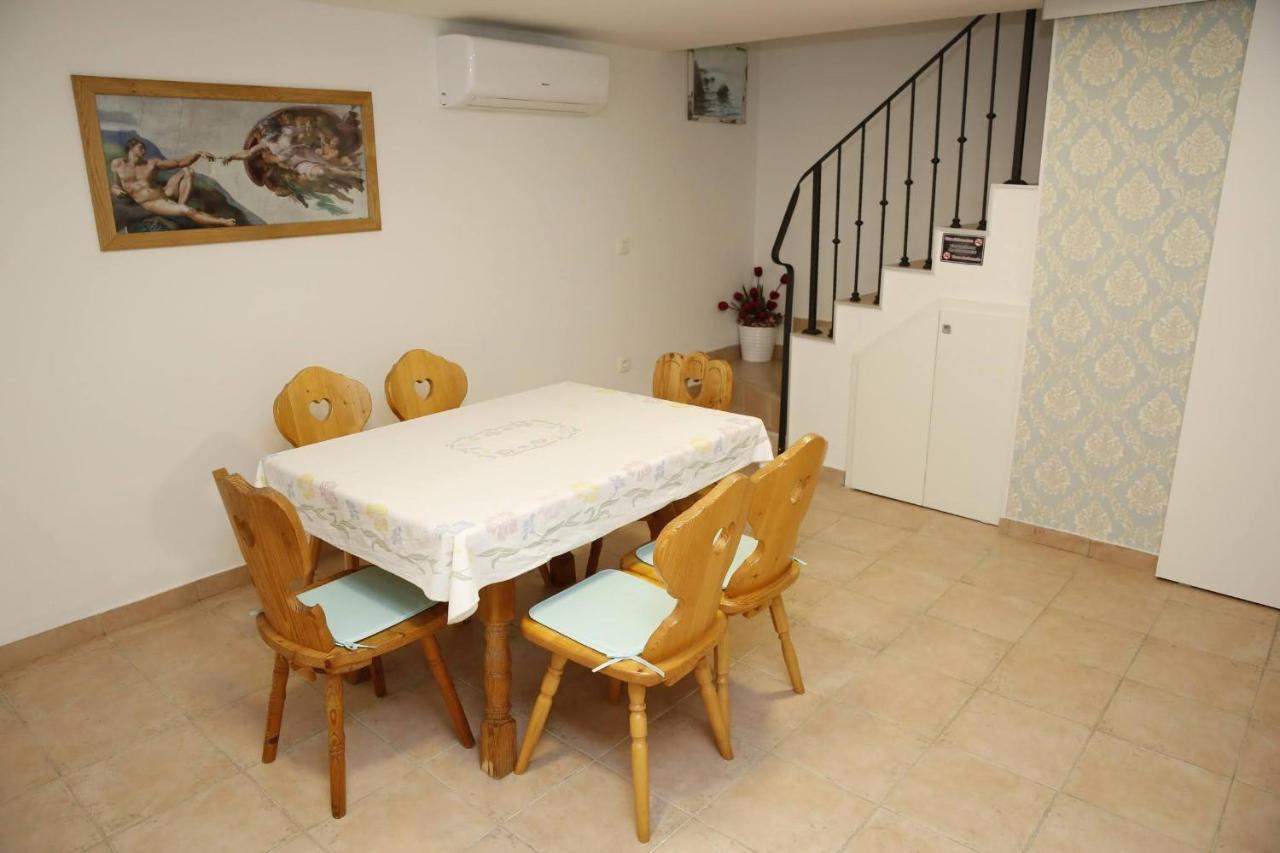 Holiday Home Yan With Bay View Водице Экстерьер фото